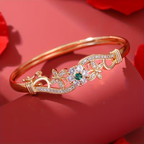 Schöne Armband mit einzigartigem Stil