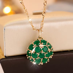 Zarte handwerkliche Halskette