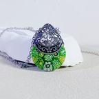 Zarte handwerkliche Halskette