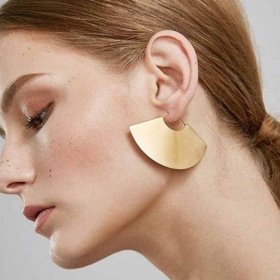 Atemberaubende Gold Ohrring für den Alltag